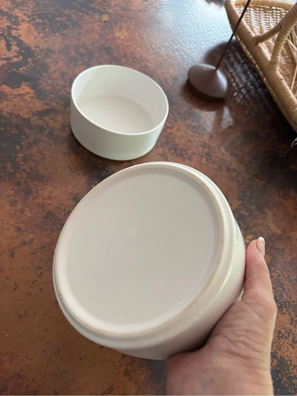 Pet’s Minimal Creme Ceramic Bowls - Set of 2